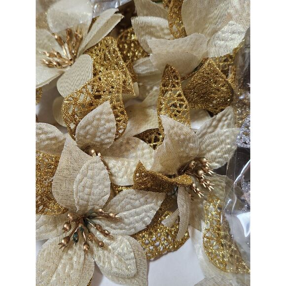 Lot of Artificial Flowers – Mixed Styles (Stems & Loose Petals) – Crafting - Picture 6 of 7